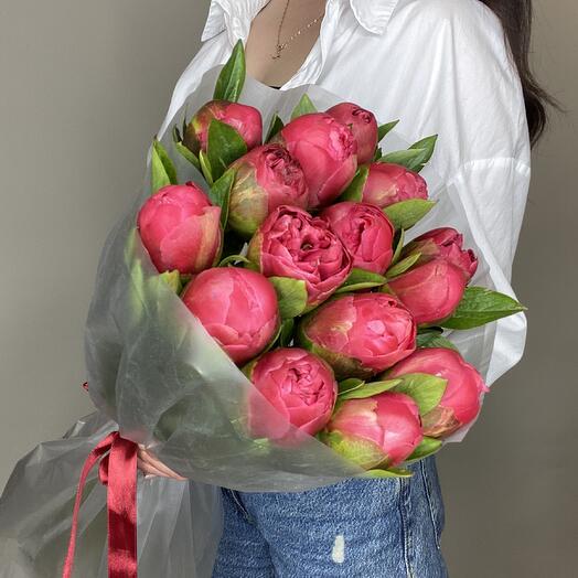 15 пионов