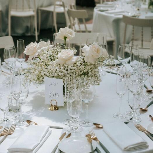 Композиция из цветов для свадьбы @