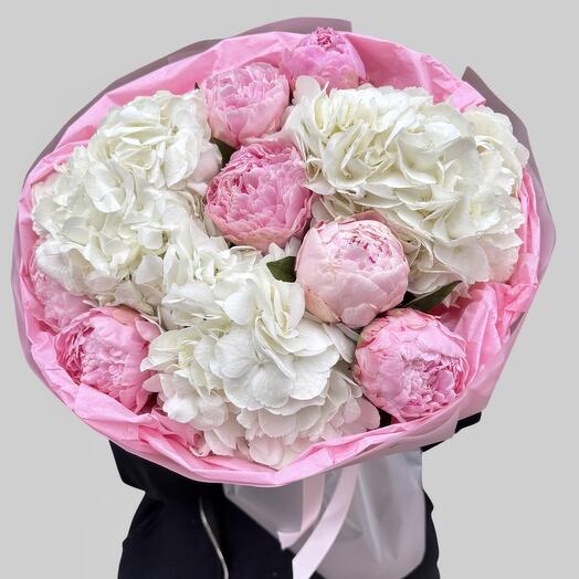 Ароматные пионы и белоснежная гортензия💕