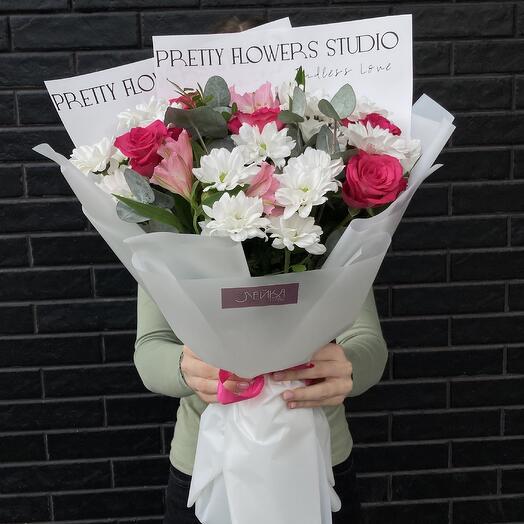 Букет Волшебный сад роз и хризантем