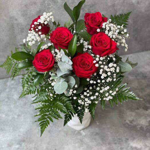 Ramo de rosas rojas