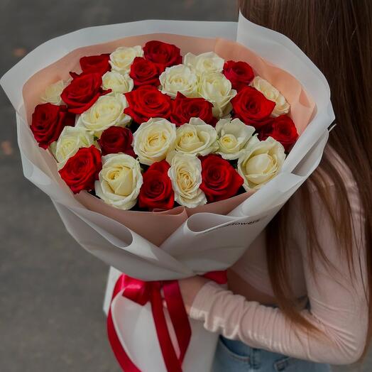 Микс букет из ароматных роз