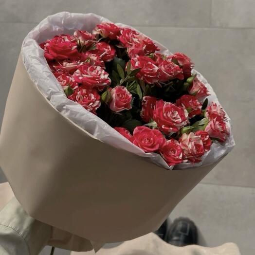 Букет кустовых роз🥰