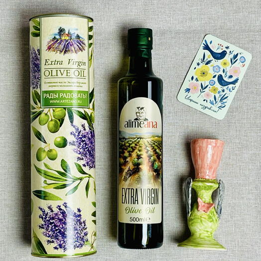 Подарочный дуэт «Свет оливы» (оливковое масло и керамический подсвечник) в подарок маме