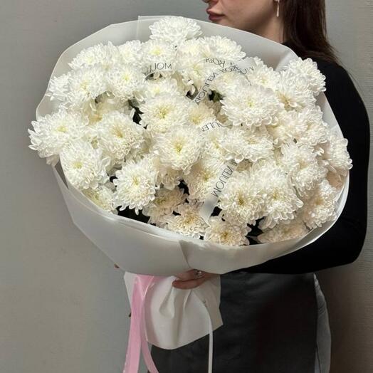 Букет белоснежных хризантем