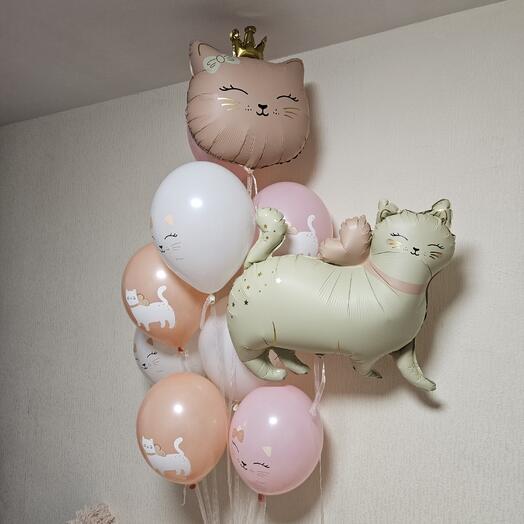 Набор воздушных гелиевых шаров с котятами и фигура кошка,кошечка,котенок с бантом -12шаров