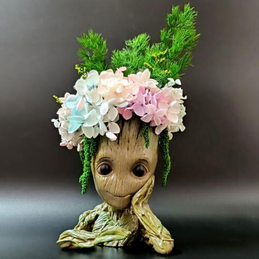 Букет из цветов в кашпо в подарок