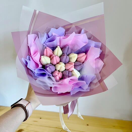 Букет из 15 шоколадных тюльпанов