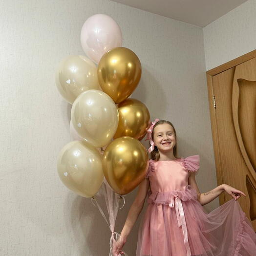 Фонтан из розовых, бежевых и золотых шаров для дочки,девочки,девушки, подруги-10шаров