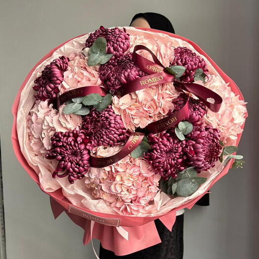 Роскошь из трендовых хризантем