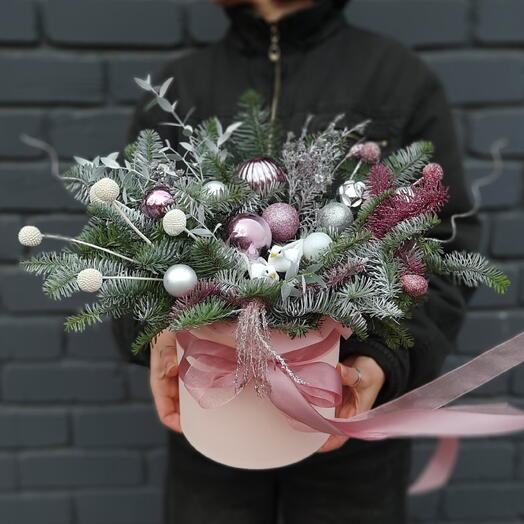 Новогодняя композиция в коробке