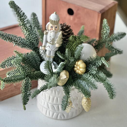 Композиция из нобилиса «Щелкунчик»