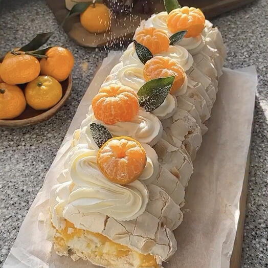 Меренговый рулет Новый год