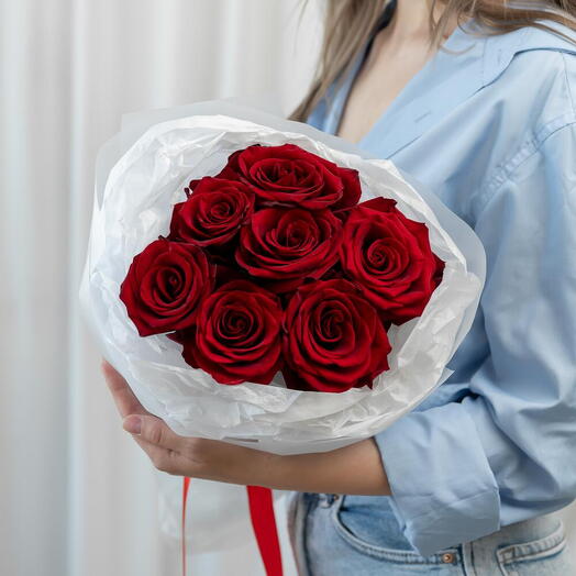 ️️️🌹🌹🌹Букет из красных роз сорта "Ред Наоми" 7шт