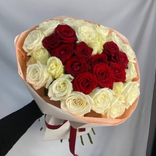 Букет из роз 35 шт