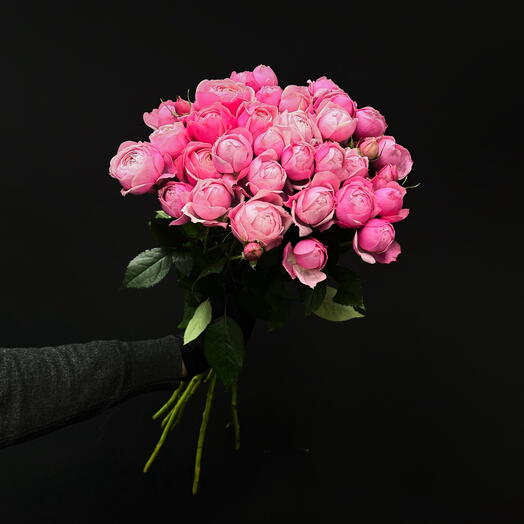 Монобукет из 9 кустовых роз Silva Pink