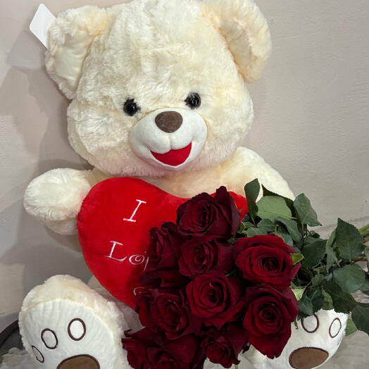 Мягкая игрушка мишка и розы