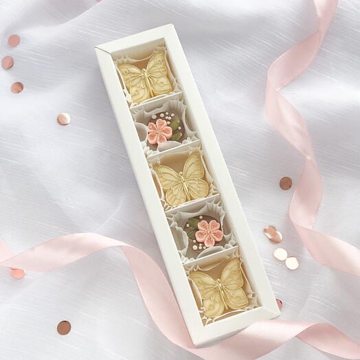 Набор шоколадных конфет «Бабочки». Весенний набор,презент на 8 марта