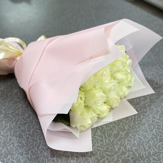 Белые розы(15шт )