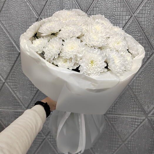 Букет из 7 кустовых хризантем |доставка цветов Бердск