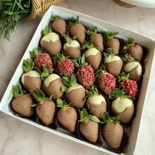 Strawberries Chocolate Affair