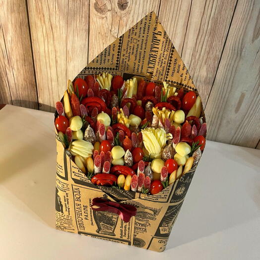 Букет для мужчины из закусок