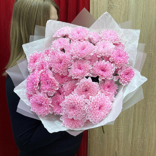 Букет из 7 розовых хризантем