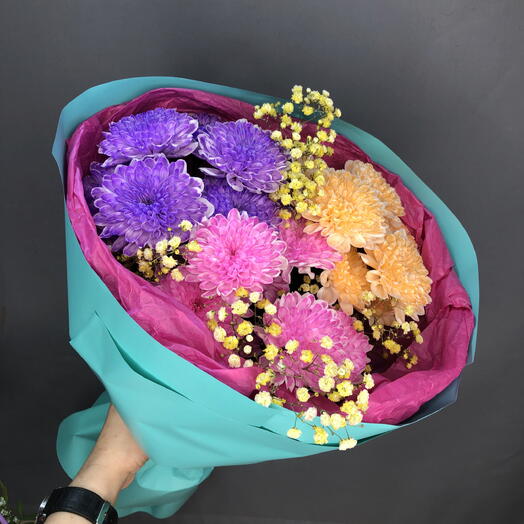 Дофаминовый букет хризантем с гипсофилой🌸☘️