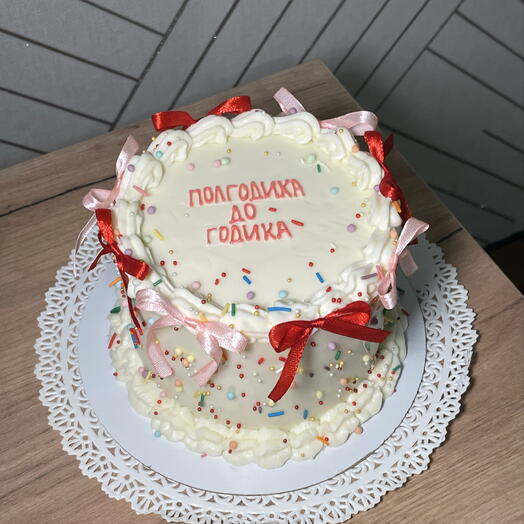 800г Бенто торт с рюшами и бантиками