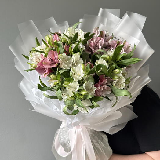 Супер стойкие альстромерии 🌸