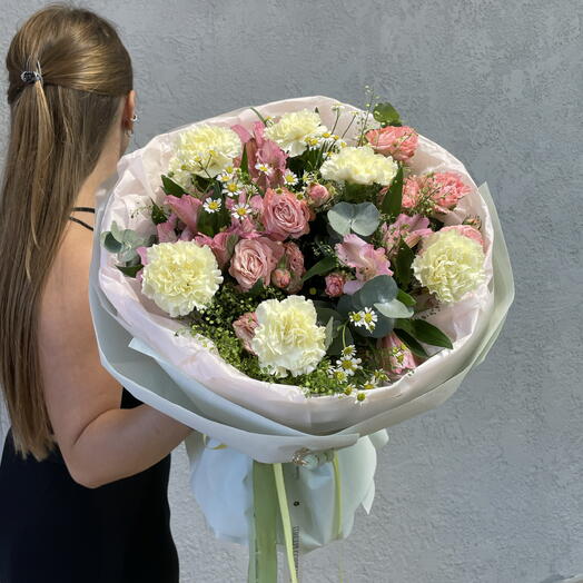 Сборный букет полевого характера 💐