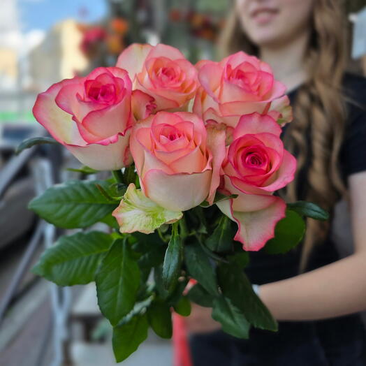 5 роз Джумилия, 70 см: сдержанная элегантность 😍🎀