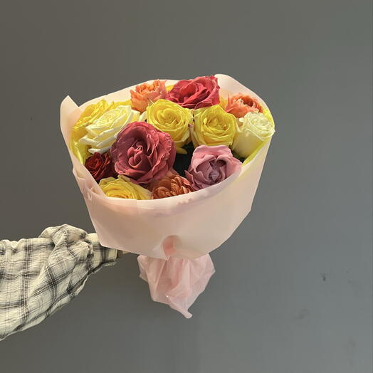 Микс из 13 роз
