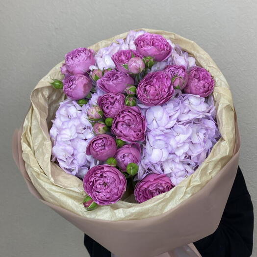 Фиолетовое чудо 💜 Авторский букет из гортензий и кустовых роз
