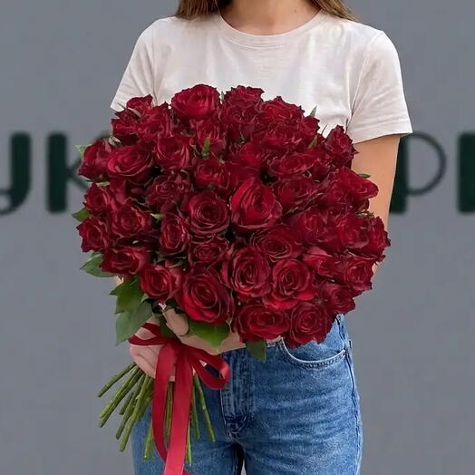 Букет из 51 бордовых роз Африка