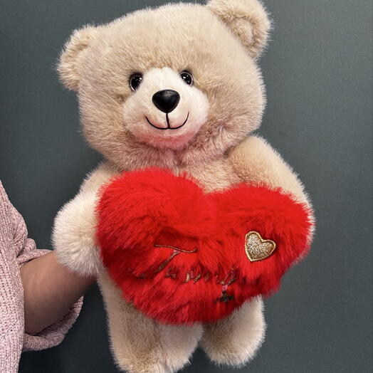 Мишка с сердечком с нежной шерсткой 💝