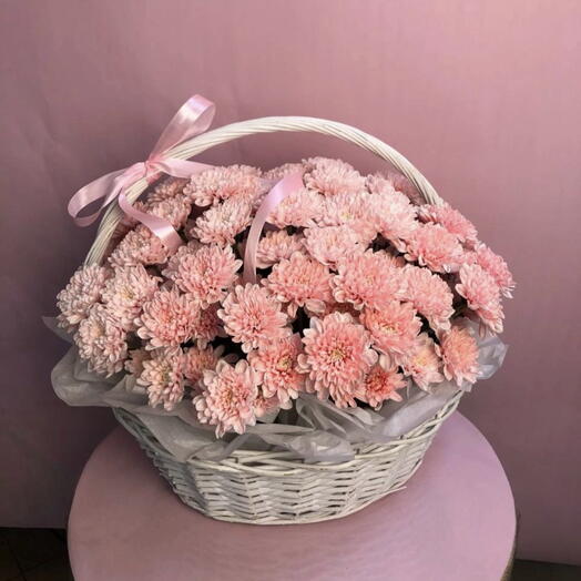 Корзина с розовой хризантемой Алтай 🌸