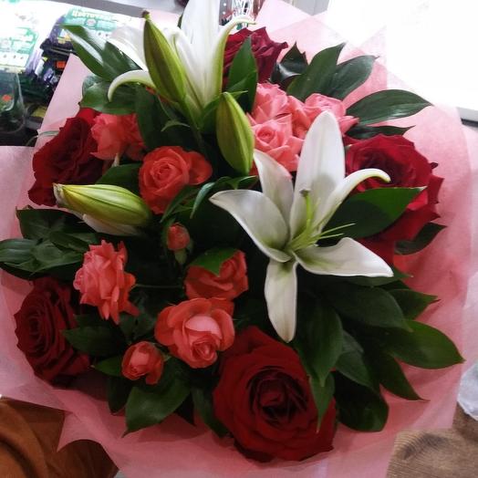Bouquet rose with lily