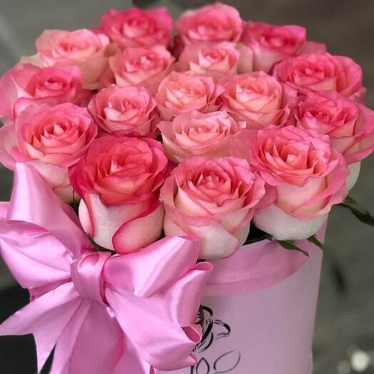 Цветы в коробке