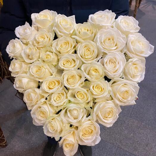 White roses arrangement