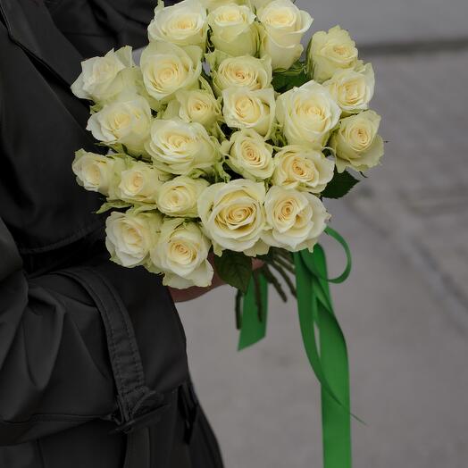 25 кенийских роз 40см под ленту