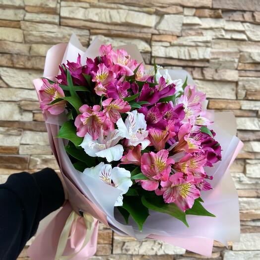 Bouquet of alstrameria