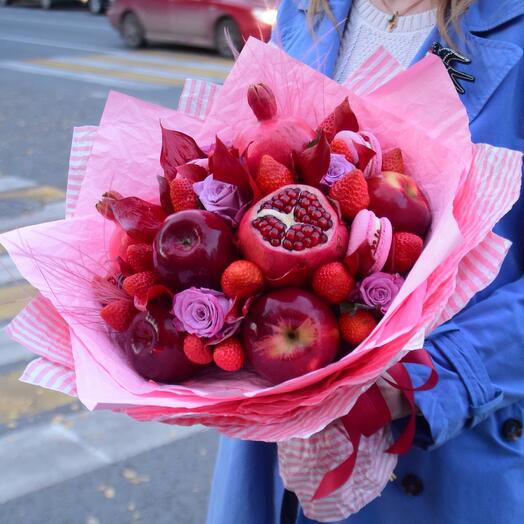 Букет с фруктами и сладостями 💓 With Love