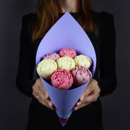 Bouquet of sweets "Bridget" lilac