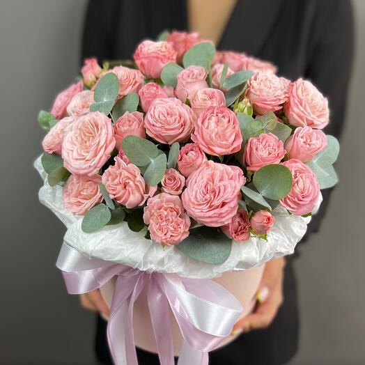 Composición 1 de las rosas peonías Rosadas de Madame Bombastic
