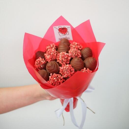 Ramo de fresas cubiertas de chocolate, 18 bayas