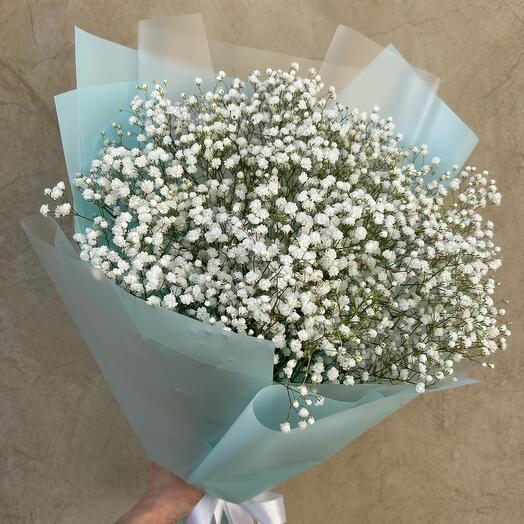 Букет из белой гипсафилы