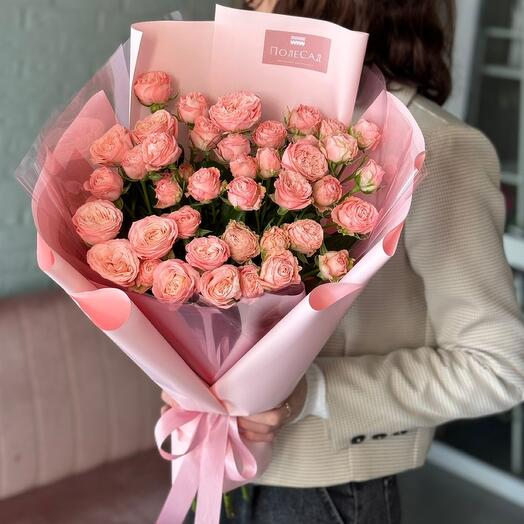 Кустовые пионовидные розы/ Мадам бомбастик
