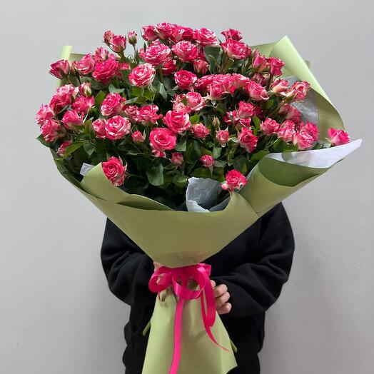 Букет из кустовой розы 70 см Пламя L