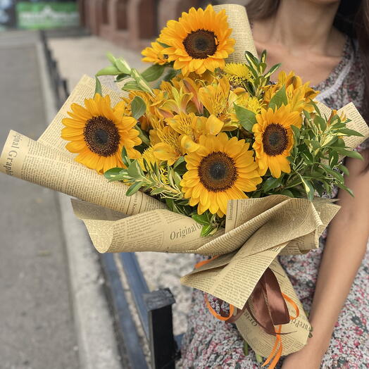 Bouquet Warm Day